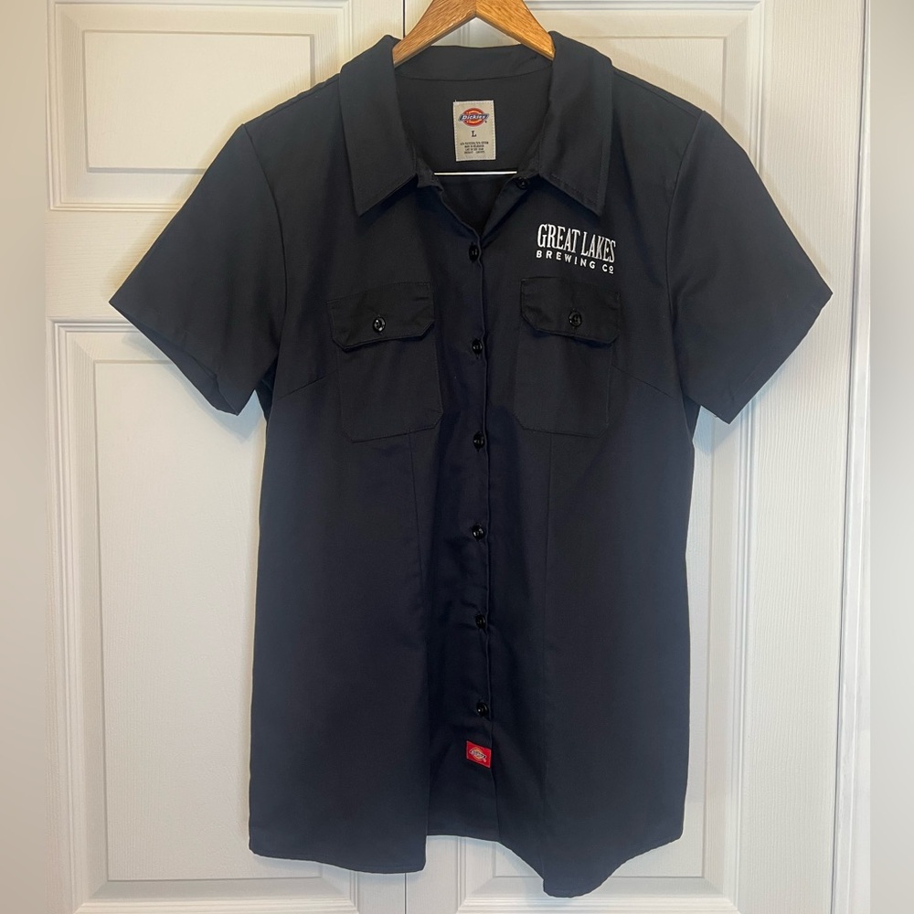 Black Great Lakes Brewing Cleveland OH Fitted Dickies Button Down Shirt Women L
